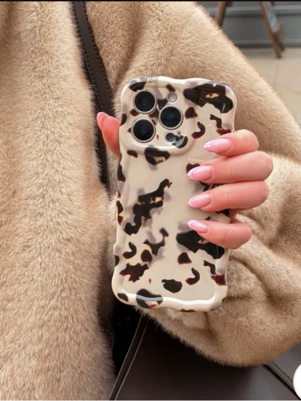 Cocoanut lane wavy tortoise shell case